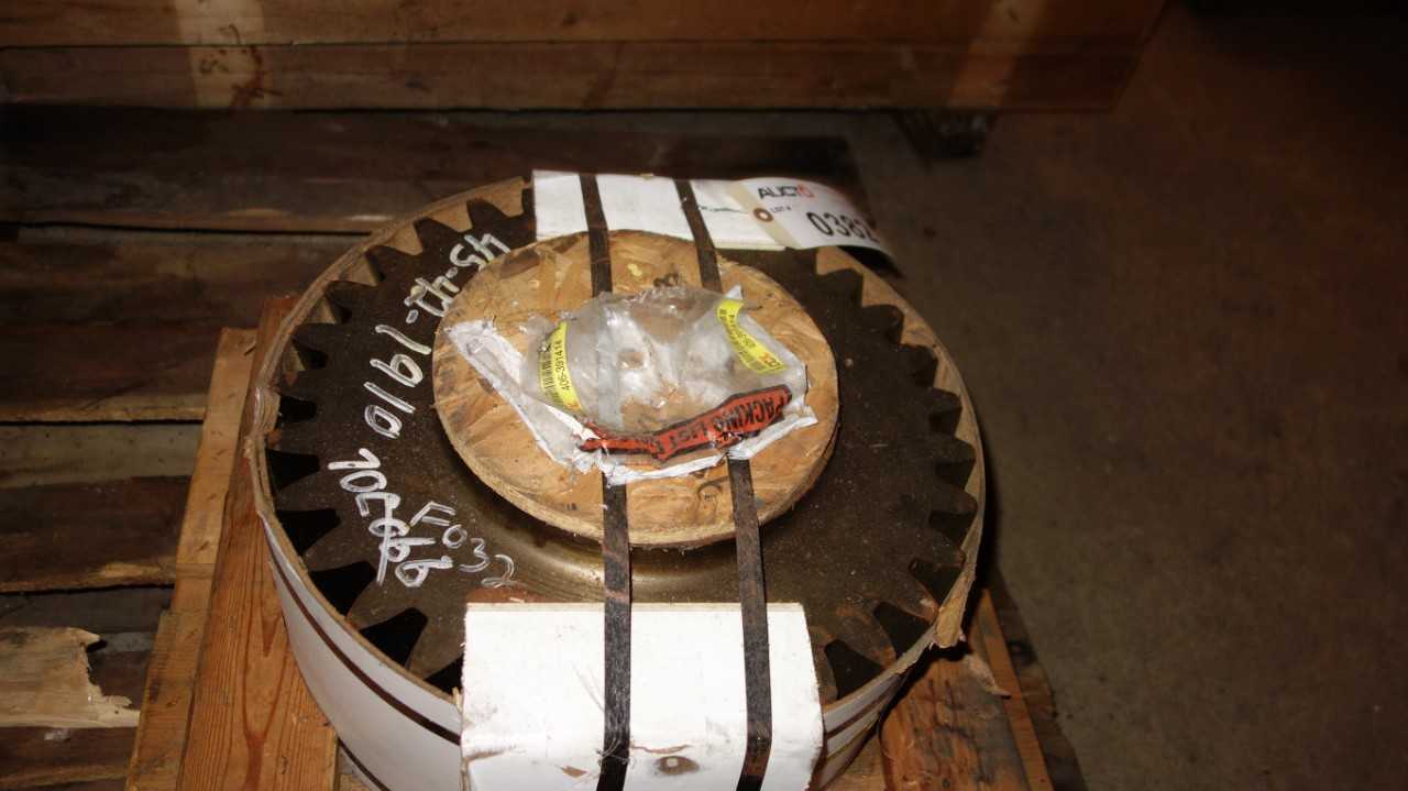 GL&V PAPER MILL SPROCKET - NEW - MILLING MACHINES