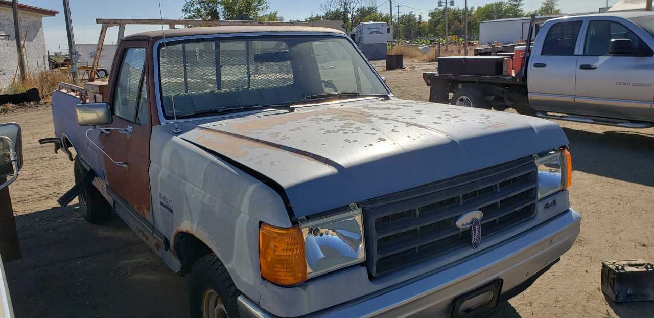 Ford F150 4x4 4 Speed Needs TLC 1988 - INDUSTRIAL PARTS Ford F150 4x4 4 Speed Needs TLC 1988 - INDUSTRIAL PARTS