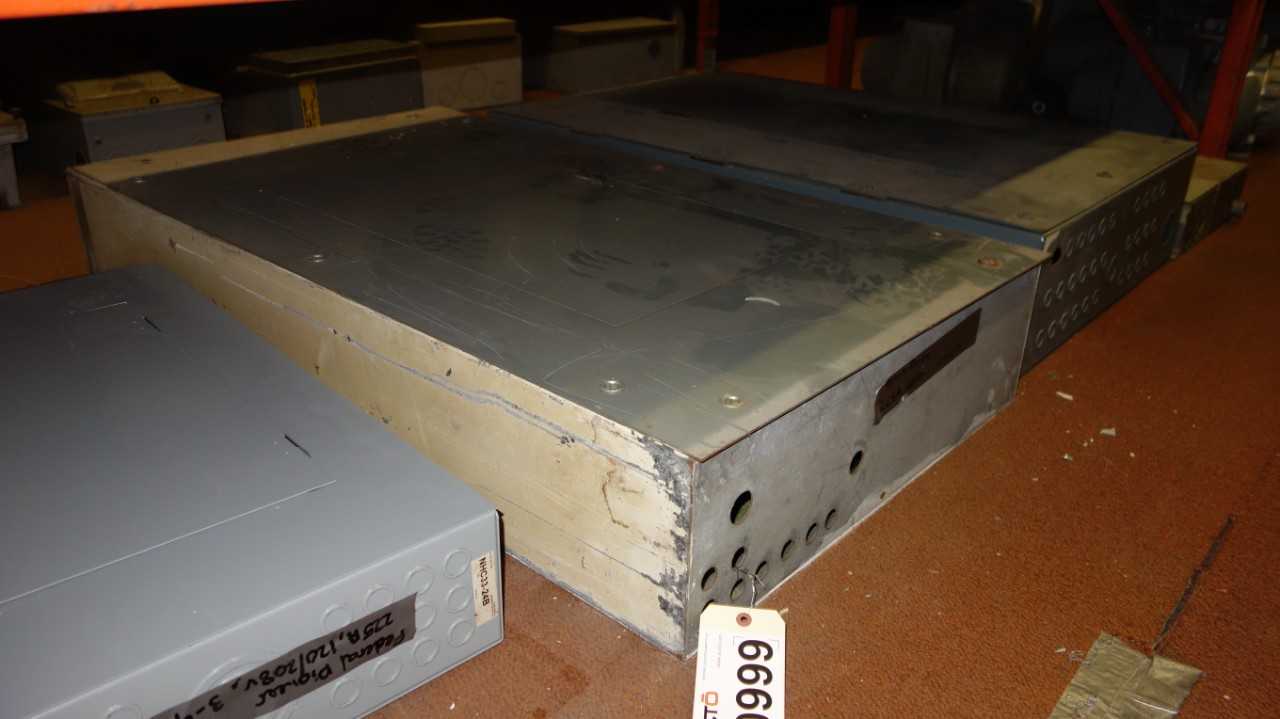 LOT OF ASSORTED DISTRIBUTION PANEL PANELS - DISCONNECT SWITCHES