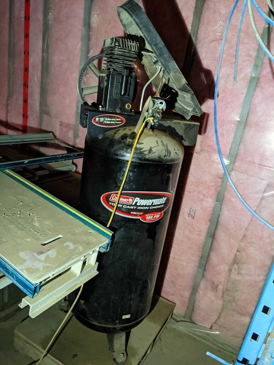 Coleman Powermate 60 Gallon Air compressor for Parts only , Missing Motor - AIR COMPRESSORS
