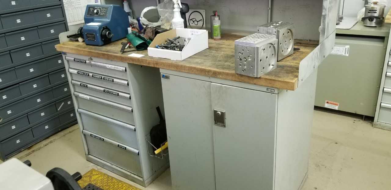 Lista Complete Butcher Block Work Bench No Contents - PLANT & FACILITY Lista Complete Butcher Block Work Bench No Contents - PLANT & FACILITY