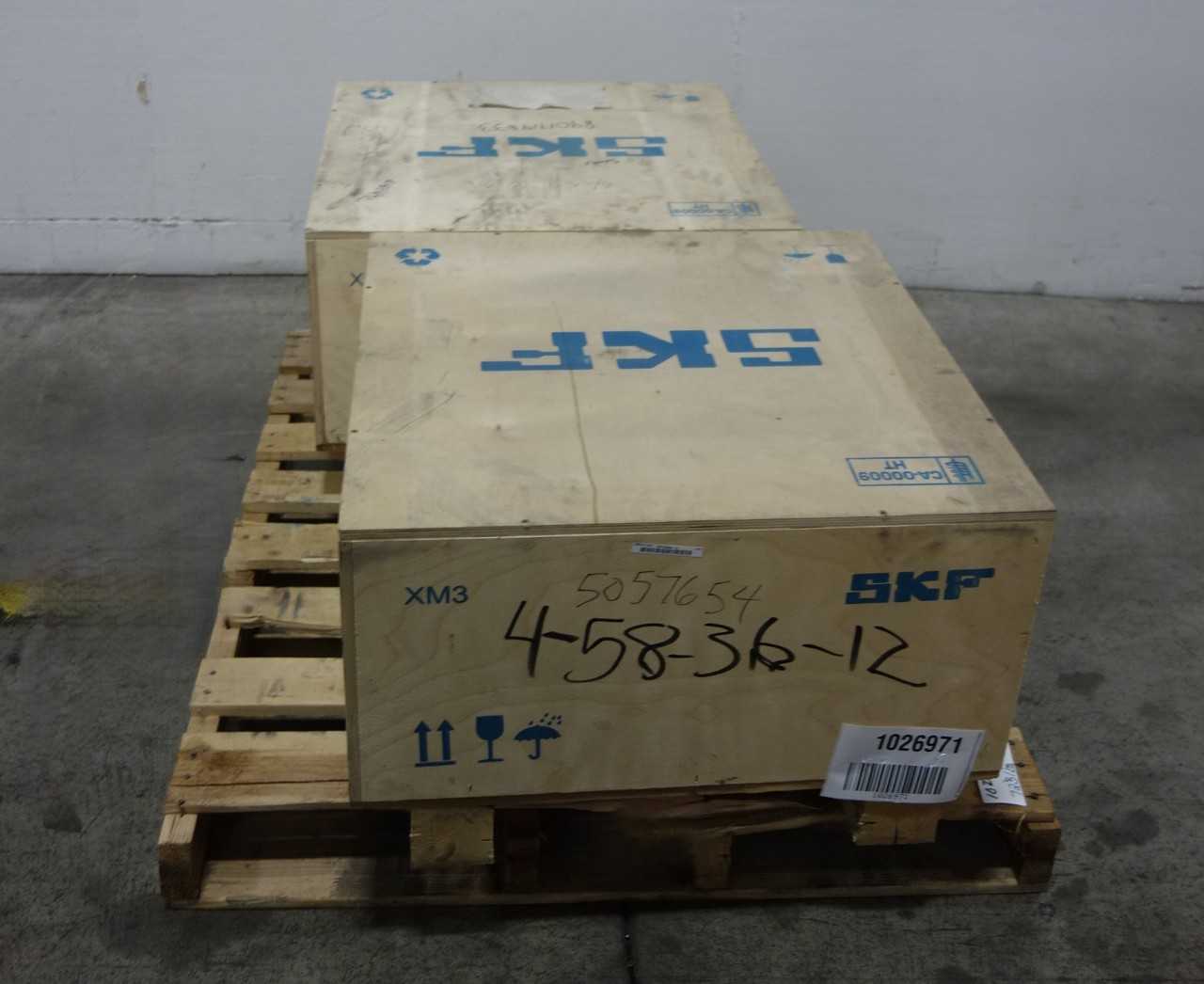 LOT OF 2 SKF BEARINGS - BEARINGS