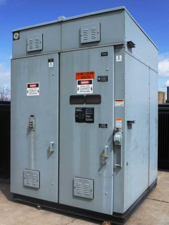 UNUSED SURPLUS GE Fused Load Break Switch Model S-21407 - POWER GENERATORS