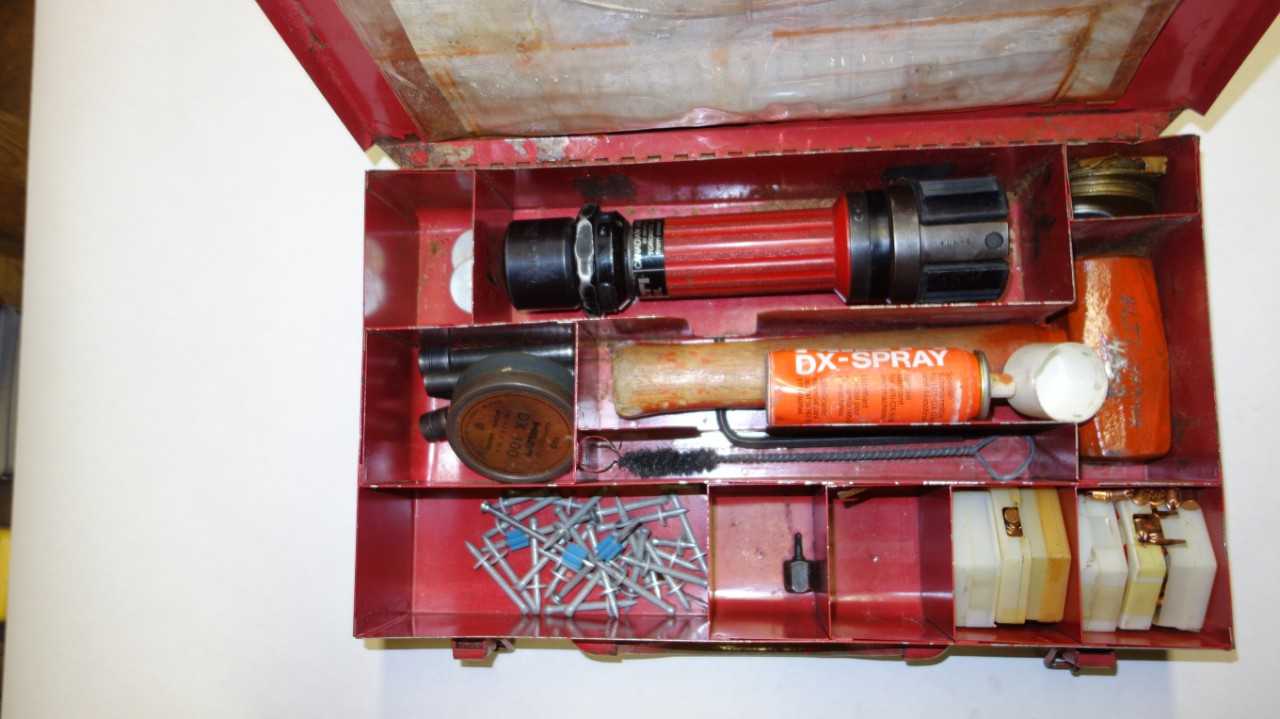 HILTI DX100L PISTON DRIVE FASTENER KIT - PNEUMATIC POWER TOOL