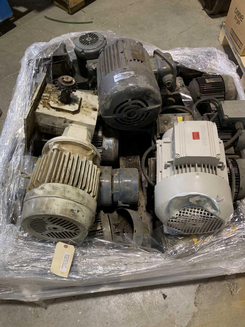 PALLET OF MISC. ELECTRIC MOTORS AND GEAR REDUCERS - ELECTRIC MOTORS