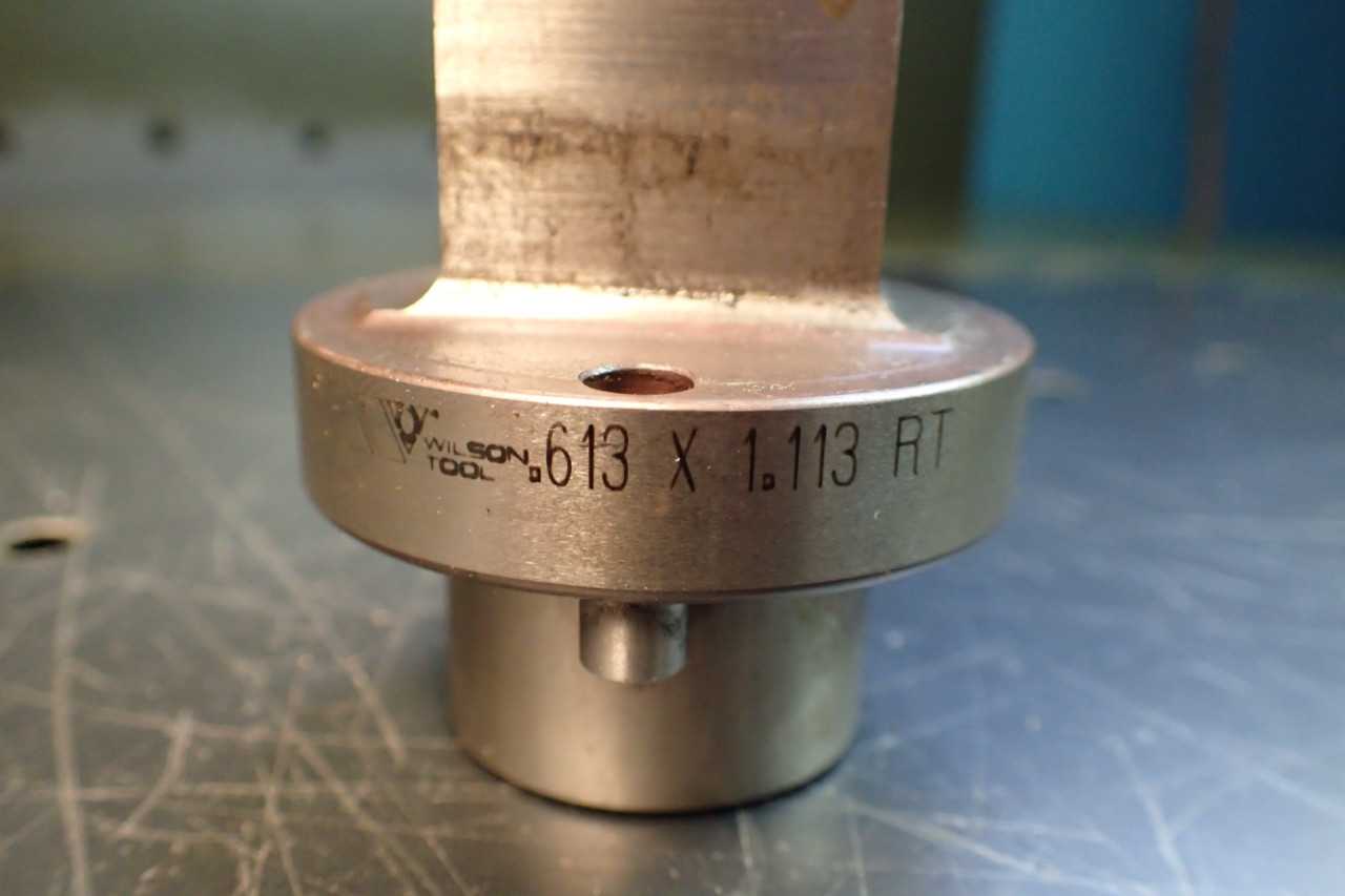 Wilson Tool .613" x 1.113" Rectangular Turret Punch Die Stripper Set 3-1/2" Base - MACHINING ACCESSORIES & TOOLING