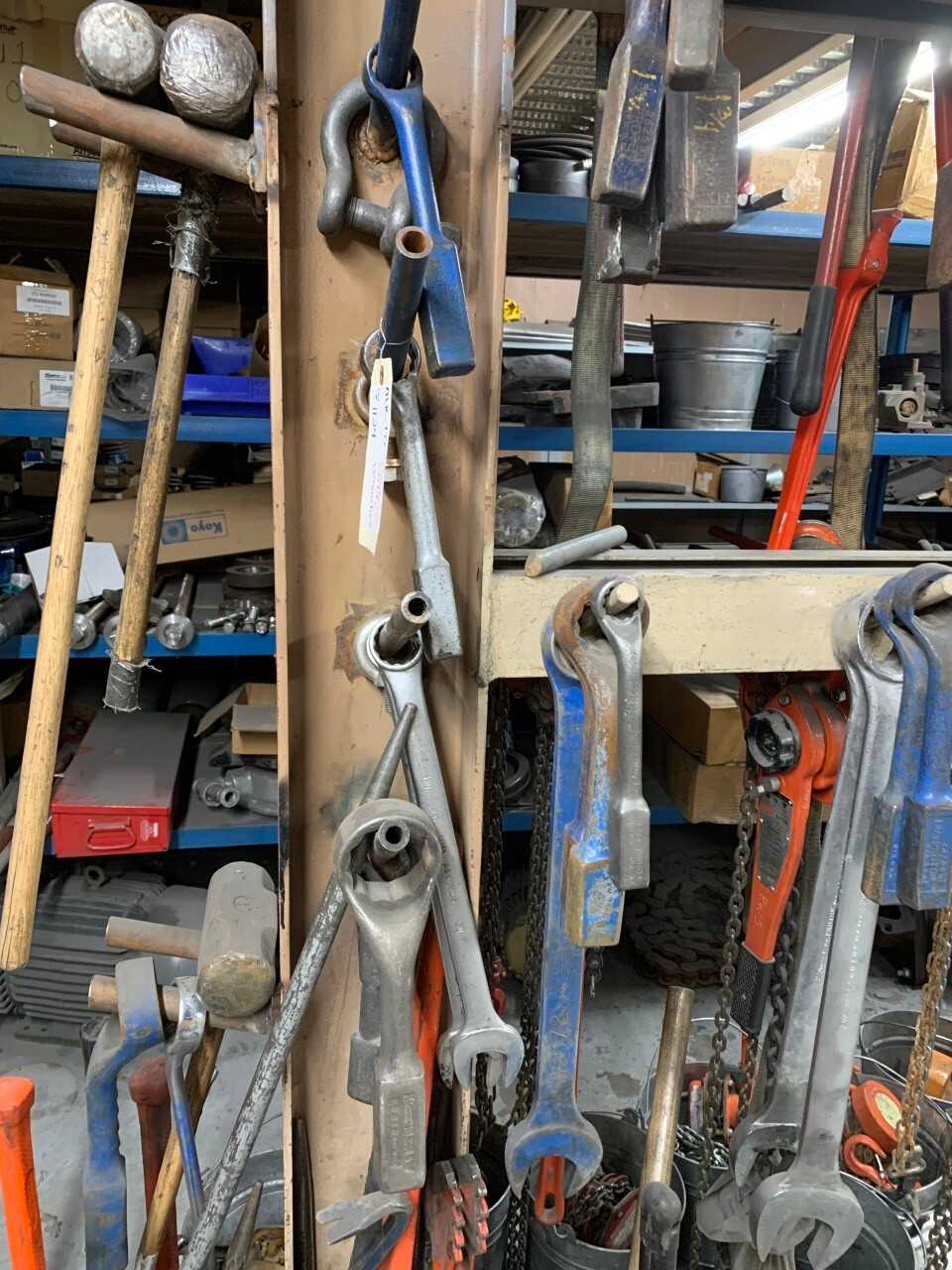 LOT OF WRENCHES - HAND TOOLS