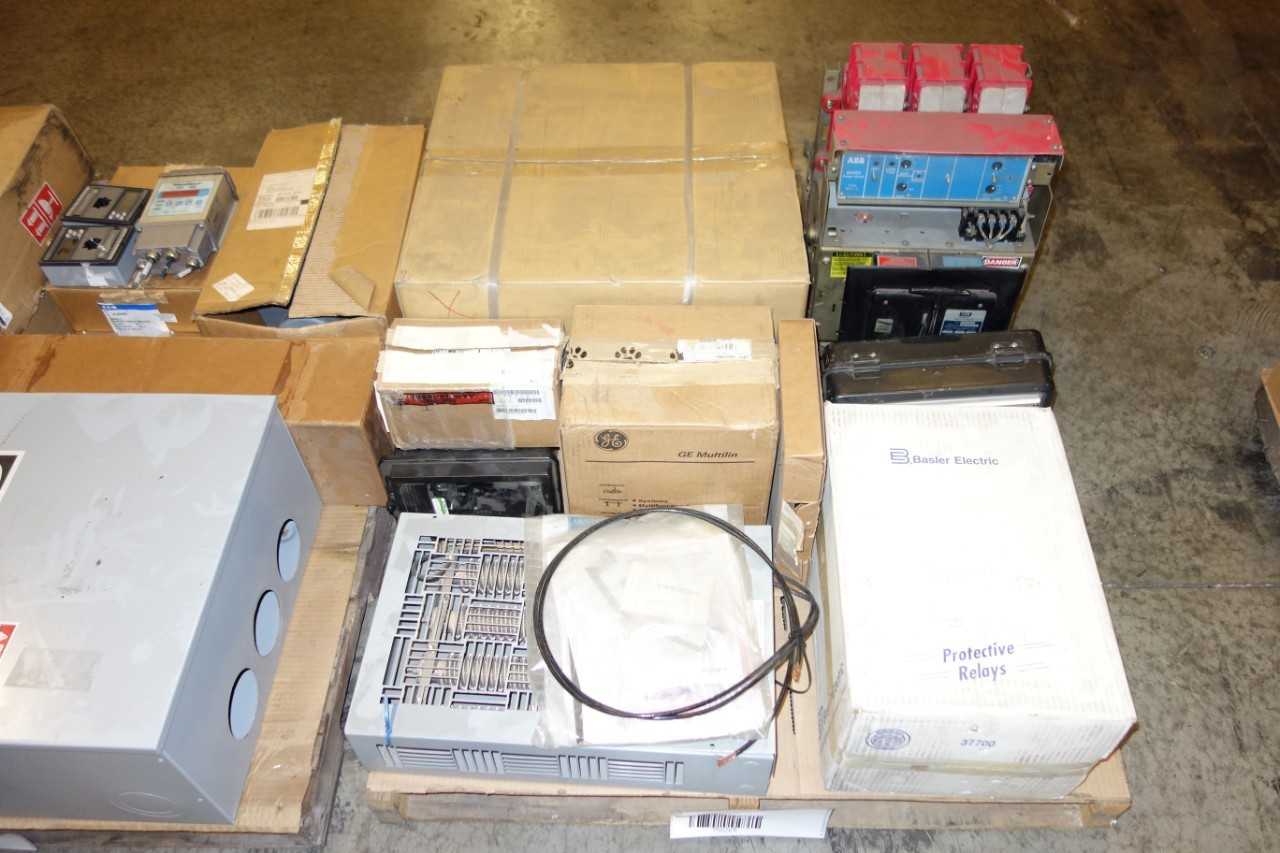 2 PALLETS OF ASSORTED CIRCUIT BREAKERS, RESISTERS, RELAY CONTROLS - CIRCUIT BREAKERS