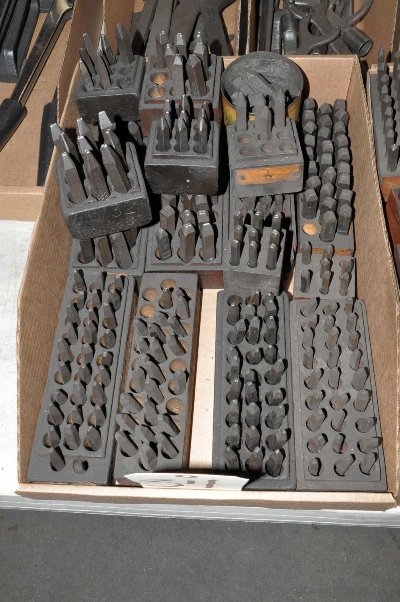 Hand Stamps - MATERIAL HANDLING