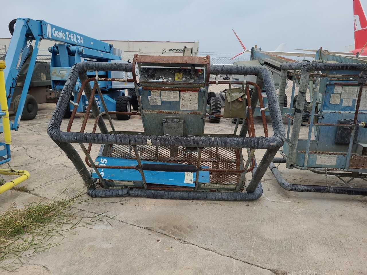 Genie S-45 4x2 (Lot 2586575) San Antonio, TX - MISCELLANEOUS