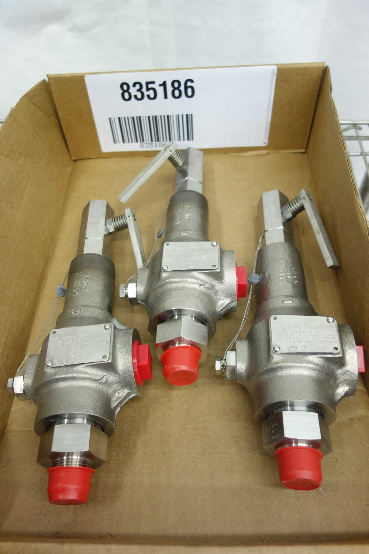 LOT OF 3 CROSBY 83MS80608L-N3 RELIEF VALVE - RELIEF VALVE