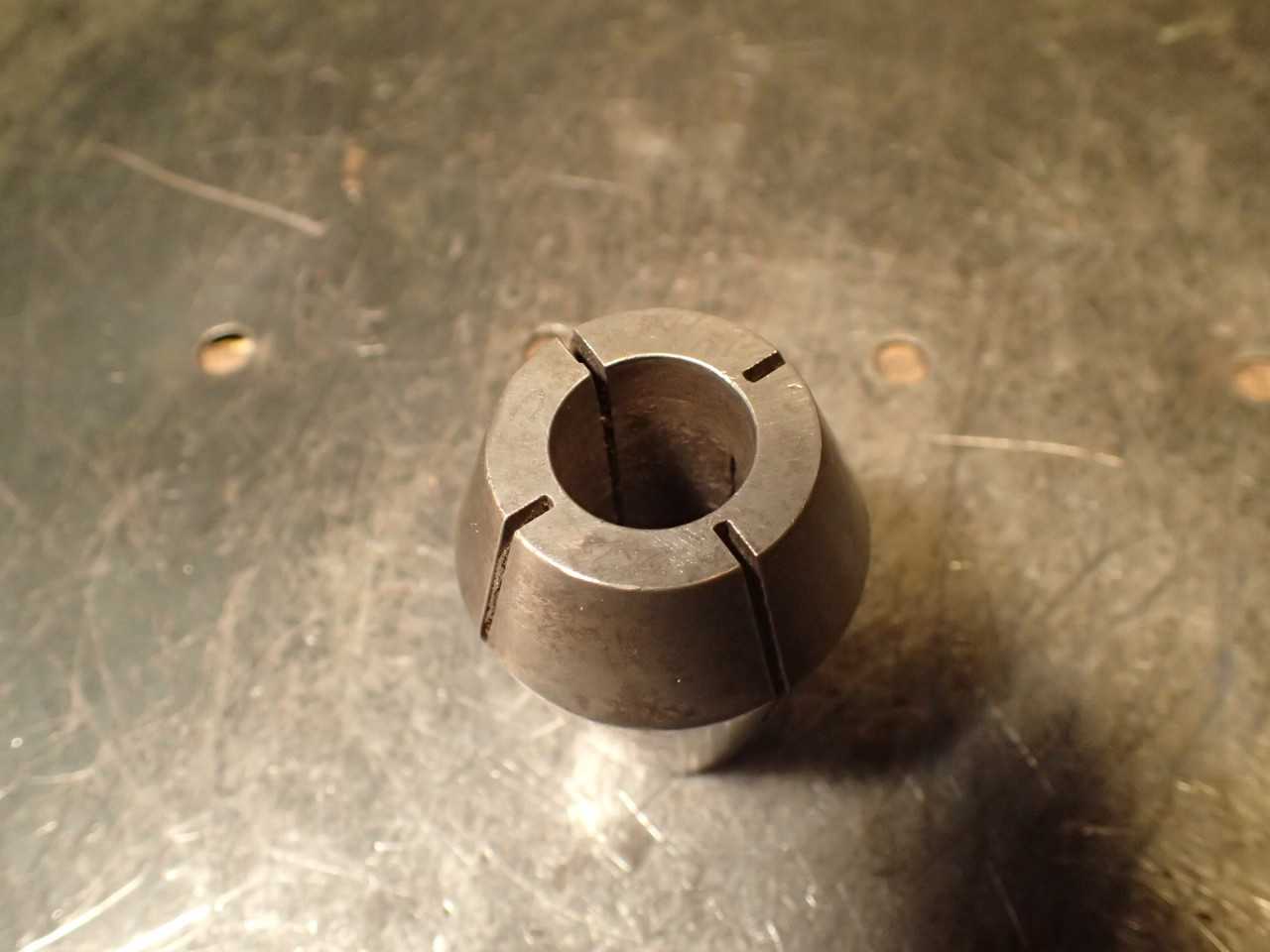 Universal Engineering Series ZZ Double Taper Collet: 11/16" Round Smooth - HOLEMAKING TOOLS