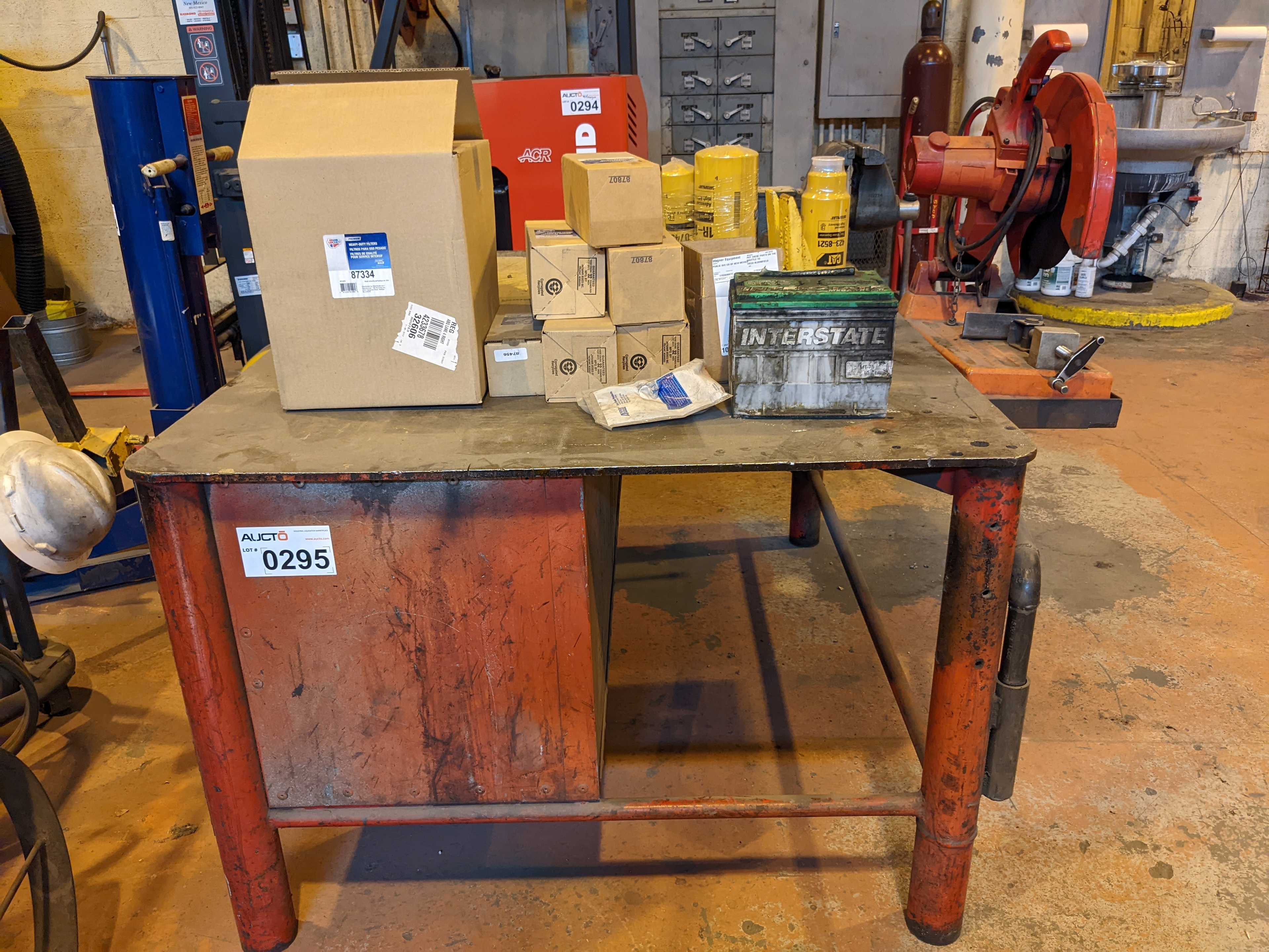 TABLE - METAL SAWS