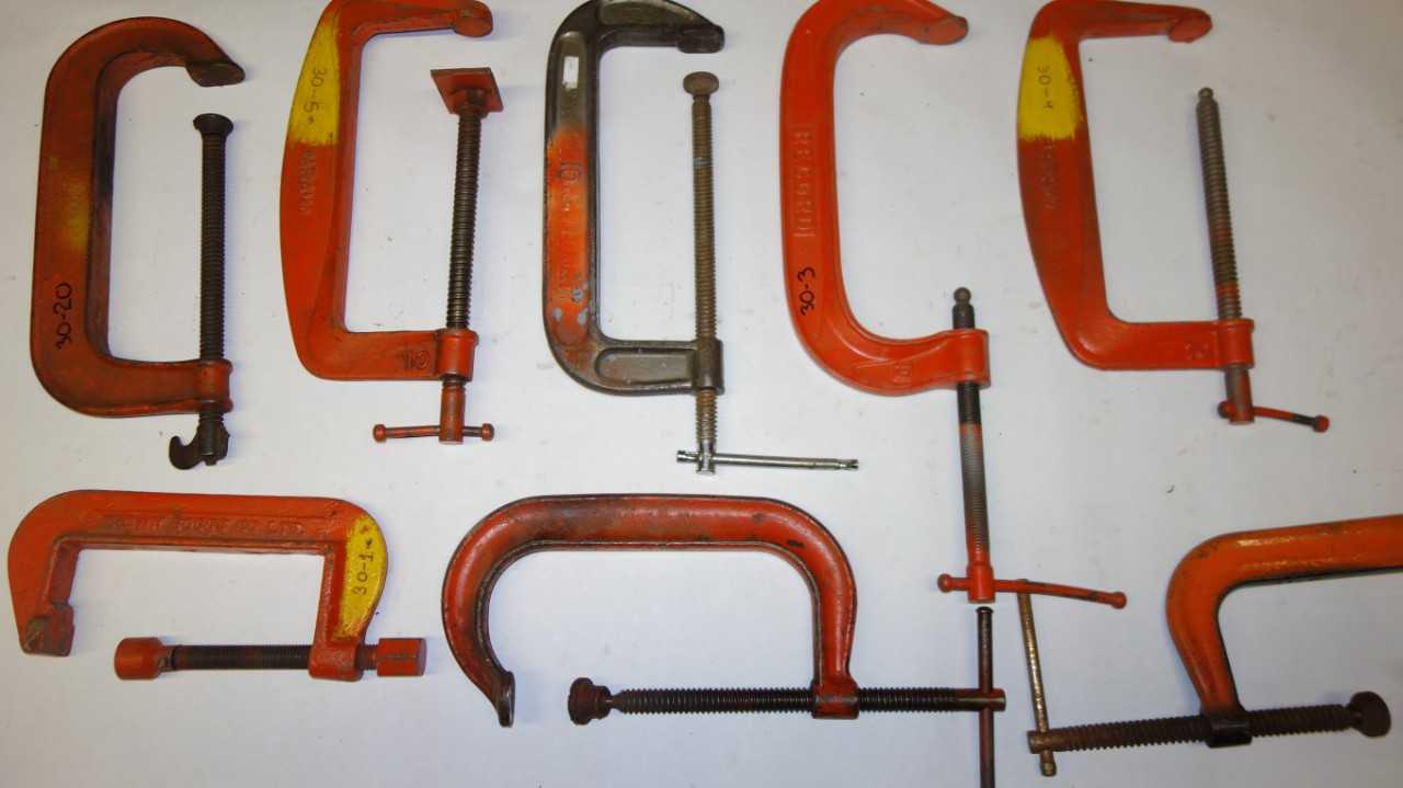 LOT OF 8 ASSORTED C-CLAMPS 6IN-10IN - HAND TOOLS