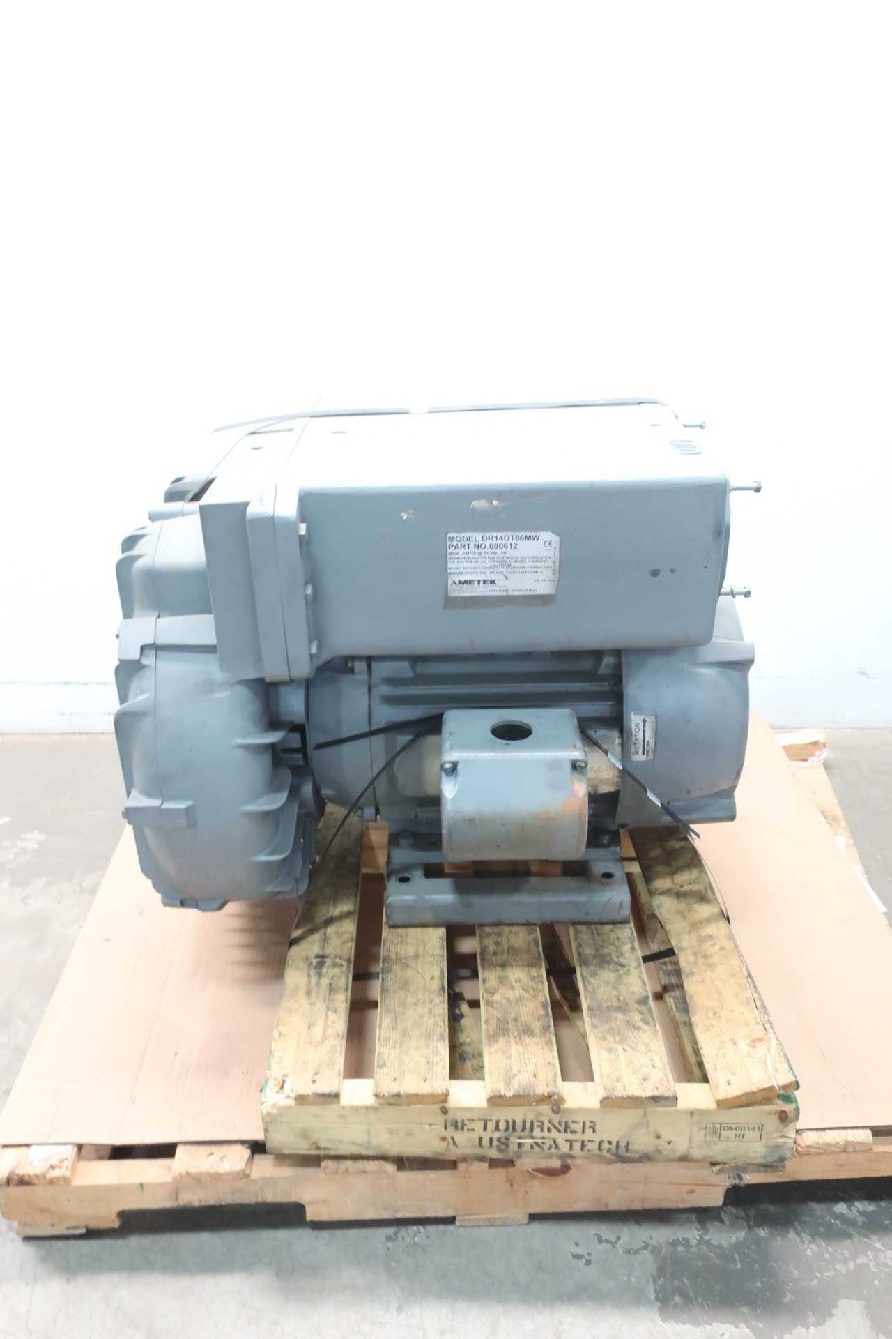 AMETEK DR14DT86MW 3PH 25HP 575V-AC REGENERATIVE BLOWER - ELECTRIC MOTORS AMETEK DR14DT86MW 3PH 25HP 575V-AC REGENERATIVE BLOWER - ELECTRIC MOTORS
