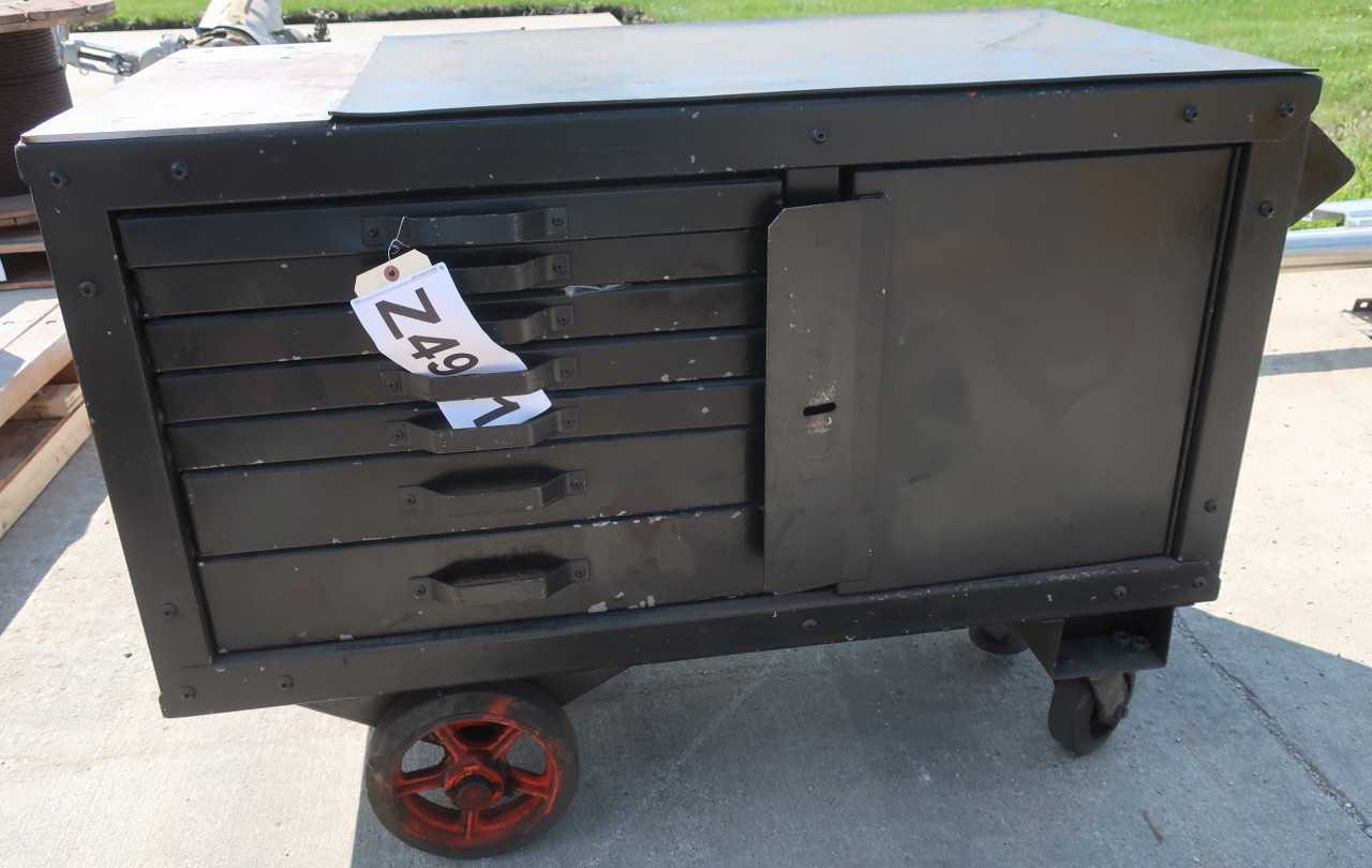 ROLLING STEEL TOOL BOX - TOOL STORAGE