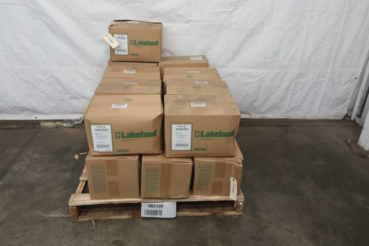 PALLET OF LAKELAND INDUSTRIES DISPOSABLE COLLAR ZIP COVERALL - LAB & SCIENTIFIC