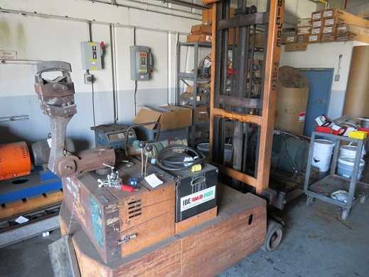 Big Joe Electric Forklift - FORKLIFTS