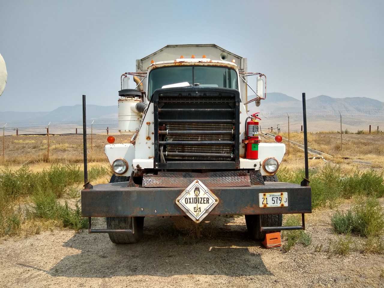 1982 Mack RM6866S Dump Truck - HYDRO EXCAVATOR TRUCKS