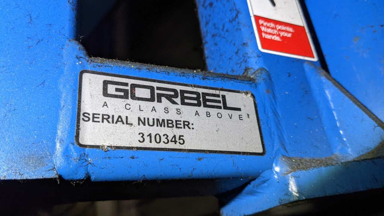 250lbs jib with 250lb capacity demag hoist - LIFTING EQUIPMENT