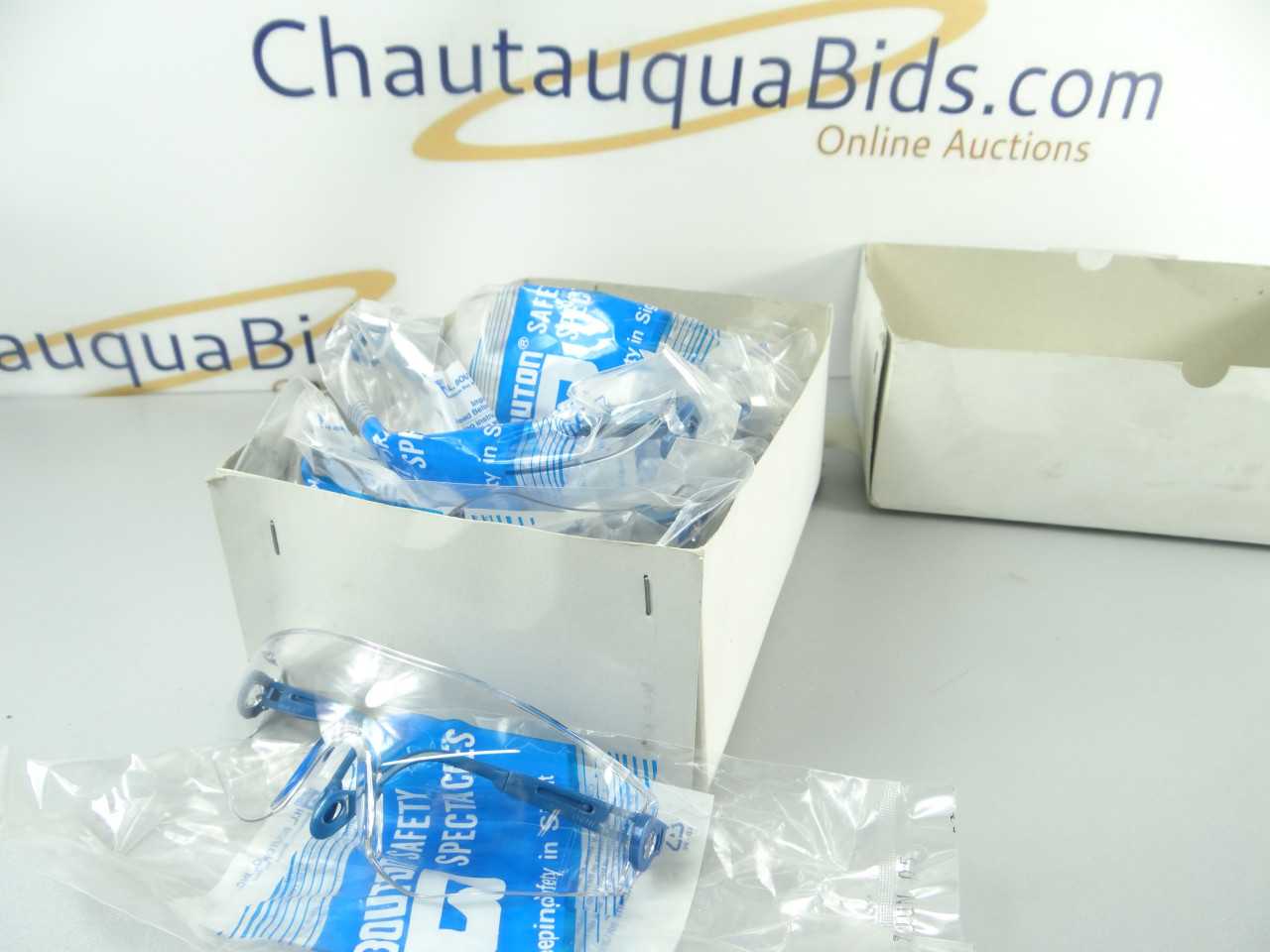 Box of 9 NEW Bouton Blue Temple Safey Glasses - MISCELLANEOUS
