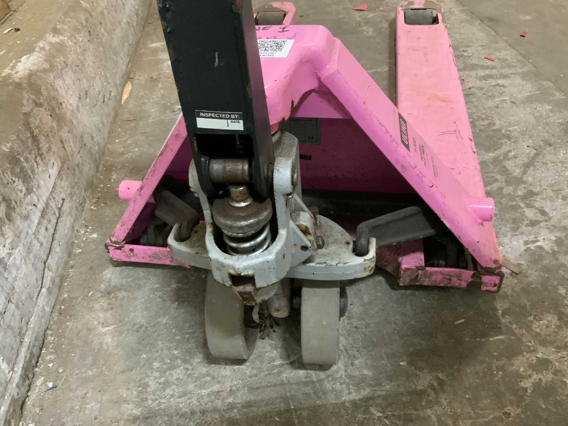 ULINE PALLET JACK - MATERIAL HANDLERS