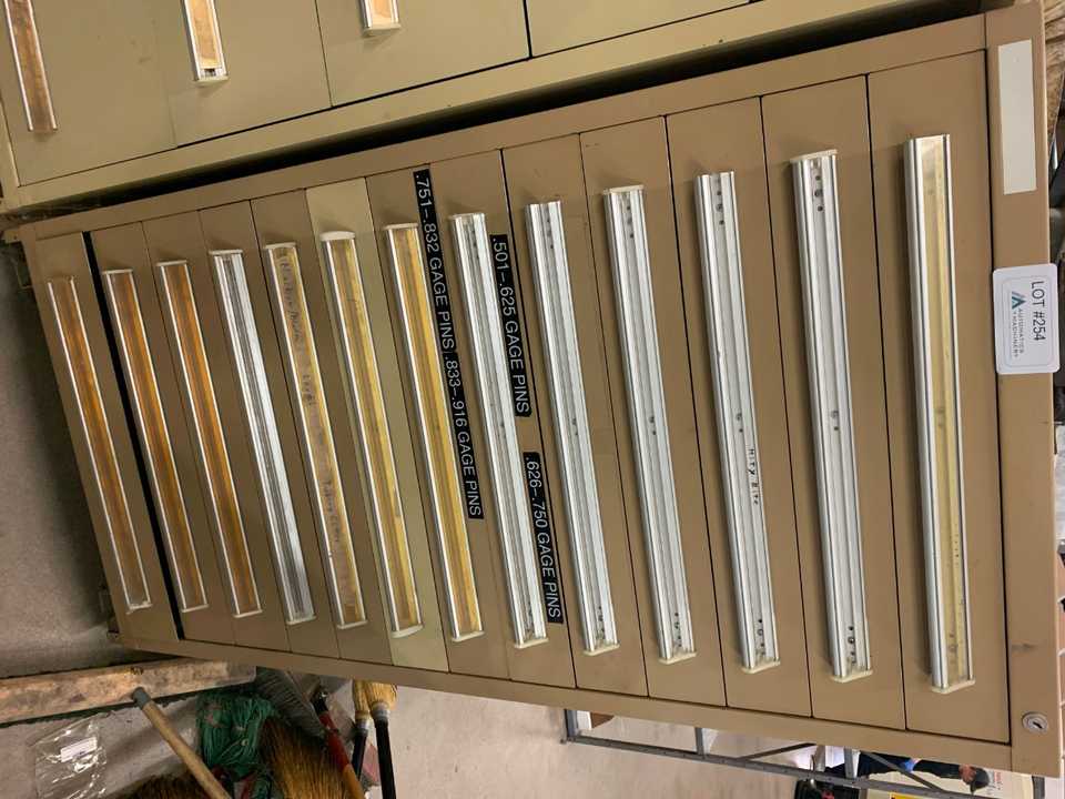 13 Drawer Organizer - MATERIAL HANDLING 13 Drawer Organizer - MATERIAL HANDLING