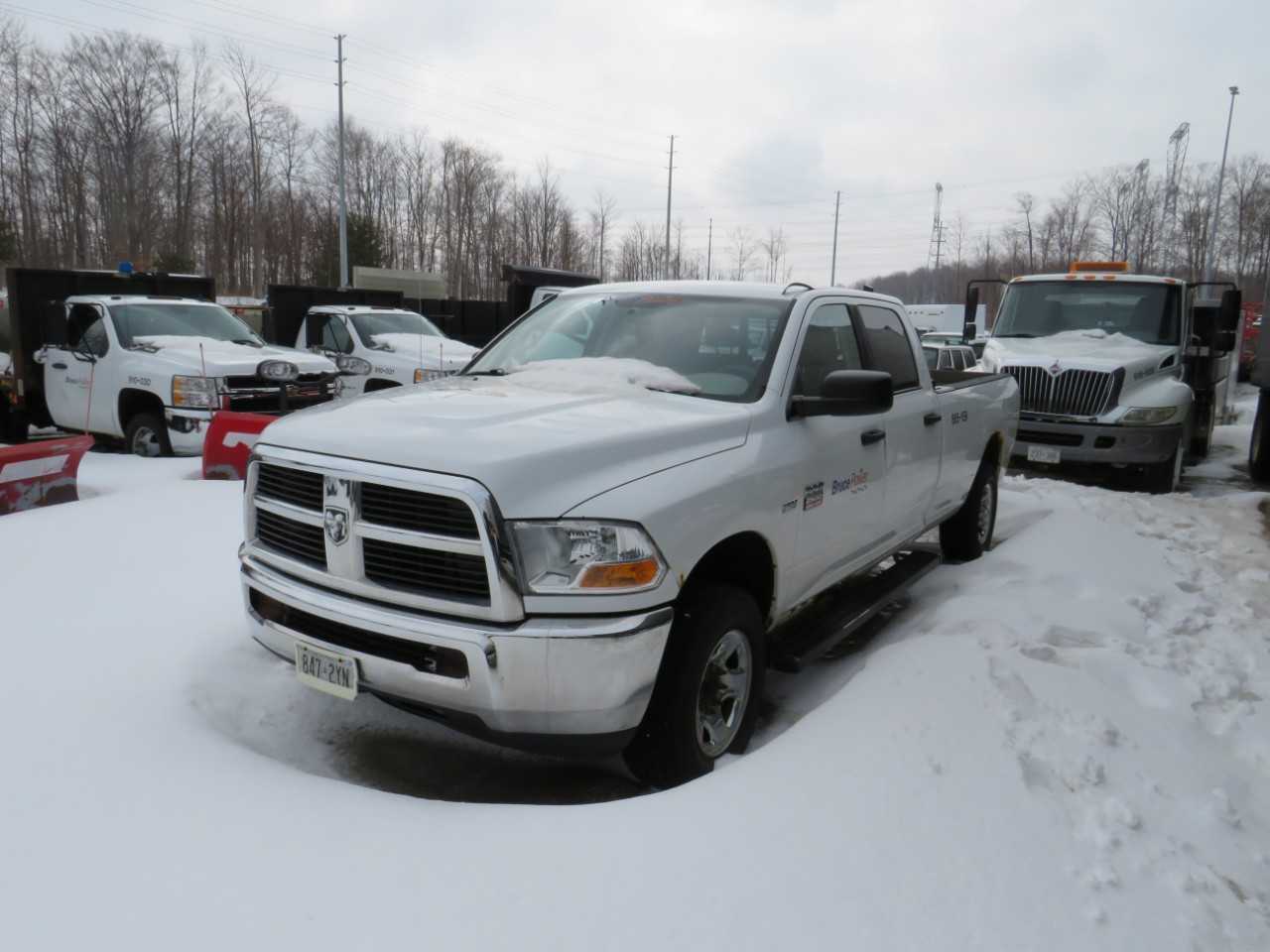 2010 DODGE RAM 2500 HEAVY DUTY PICKUP TRUCK W/ LIFTGATE - HYDRO EXCAVATOR TRUCKS