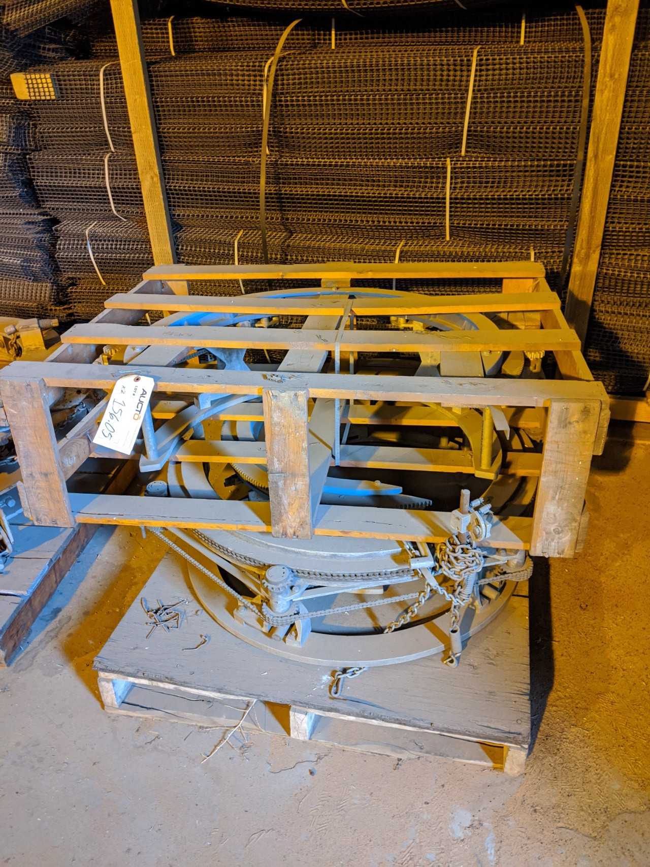 Lot of 2 H&M pipe beveling machines - MACHINING EQUIPMENT
