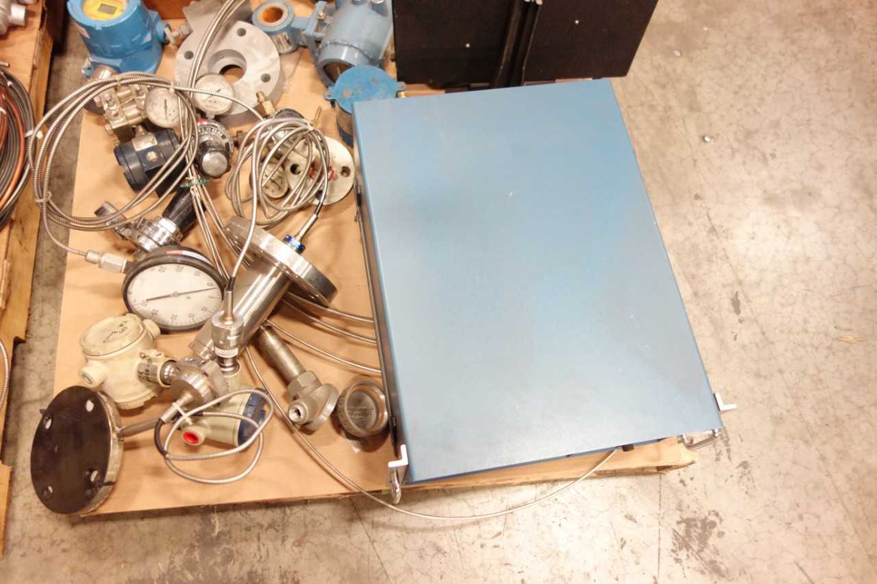 3 PALLETS OF ASSORTED INSTRUMENTATION - INSTRUMENTATION