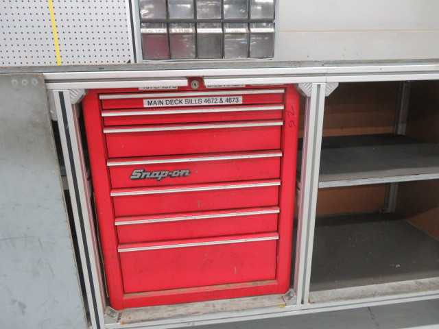 7 Drawer Tool Box Snap On with Wilton Vice and Rolling Table - TOOL STORAGE