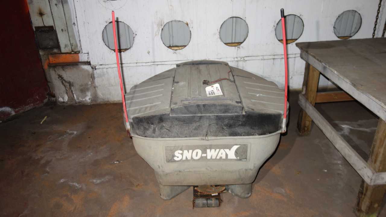 SNO-WAV PICKUP TRUCK SALT SPREADER - HYDRO EXCAVATOR TRUCKS
