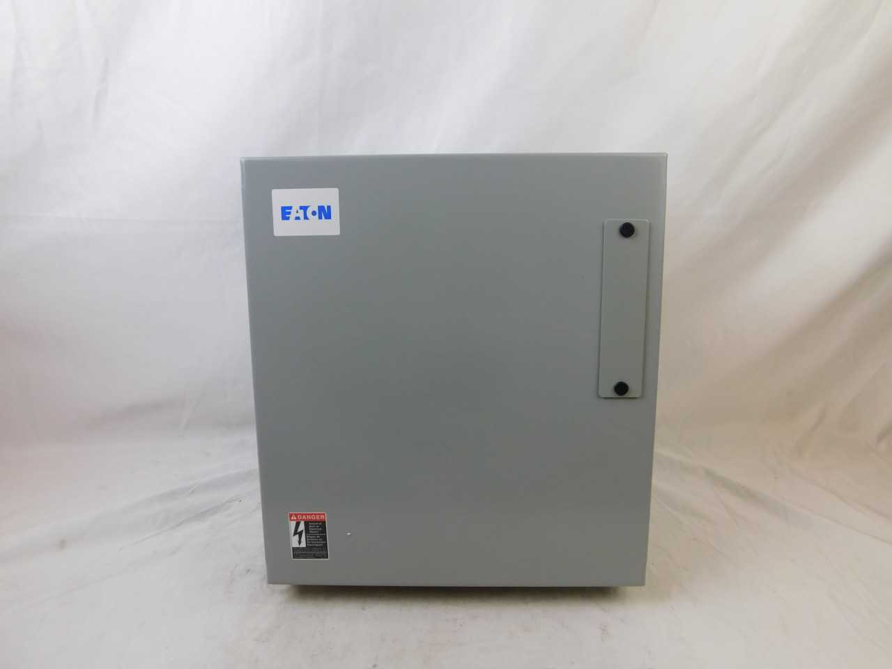 Lot of Quantity 3x ECL03B1A9A Lighting Contactors - LIGHTING