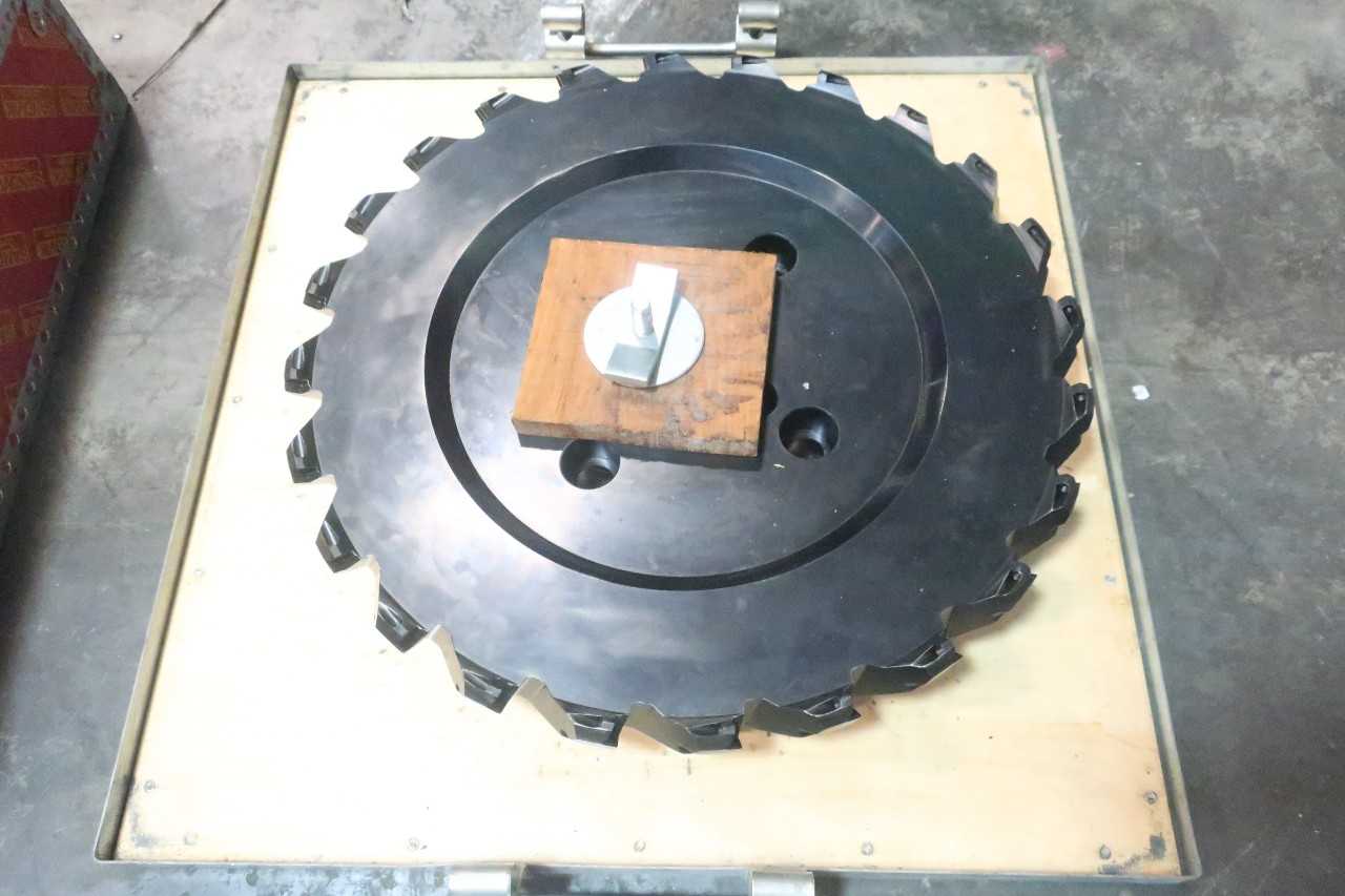 SANDVIK 18.5" DIAMETER SURFACE MILL - MACHINING ACCESSORIES & TOOLING