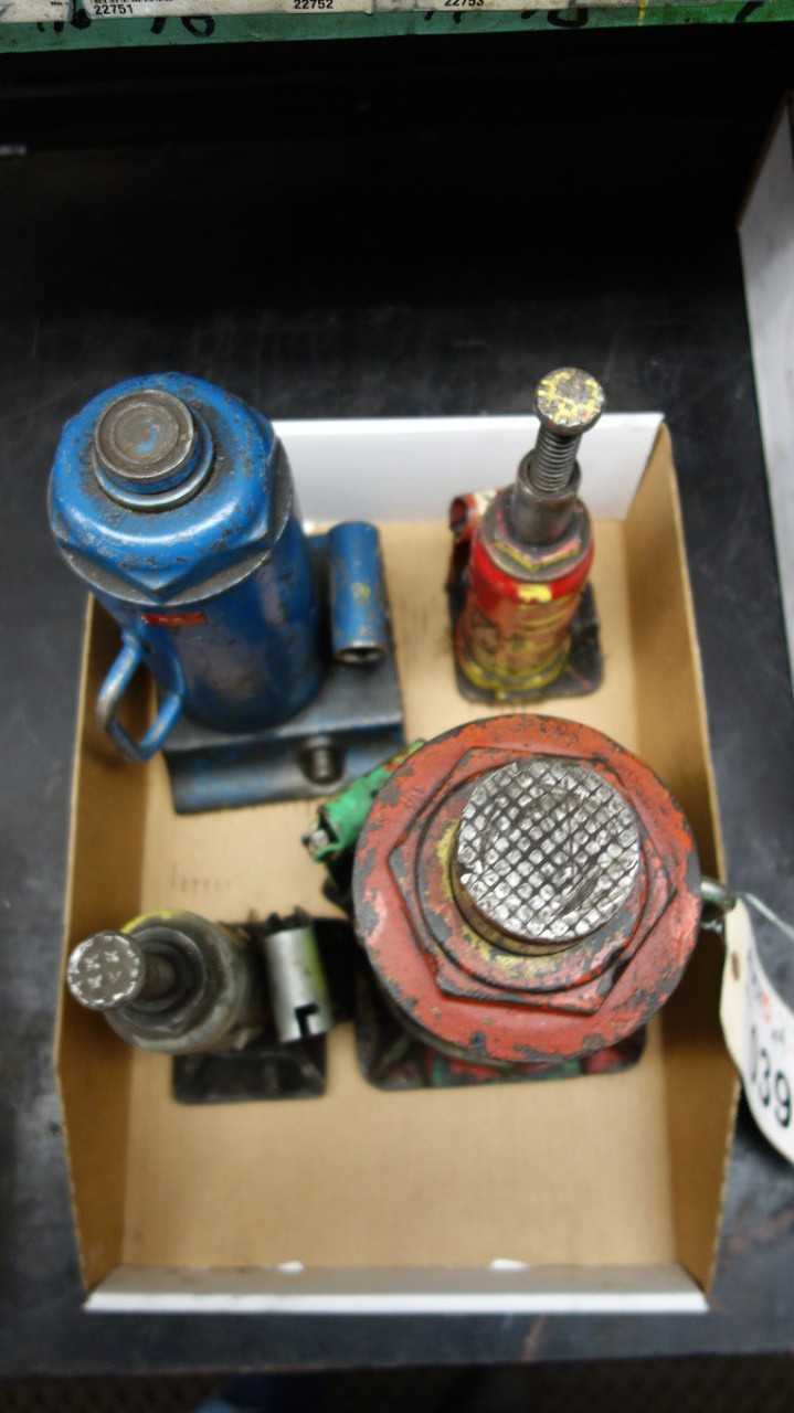 ASSORTED LOT OF 4 HYDRAULIC JACKS 4 TON TO 20 TON - PRESSES
