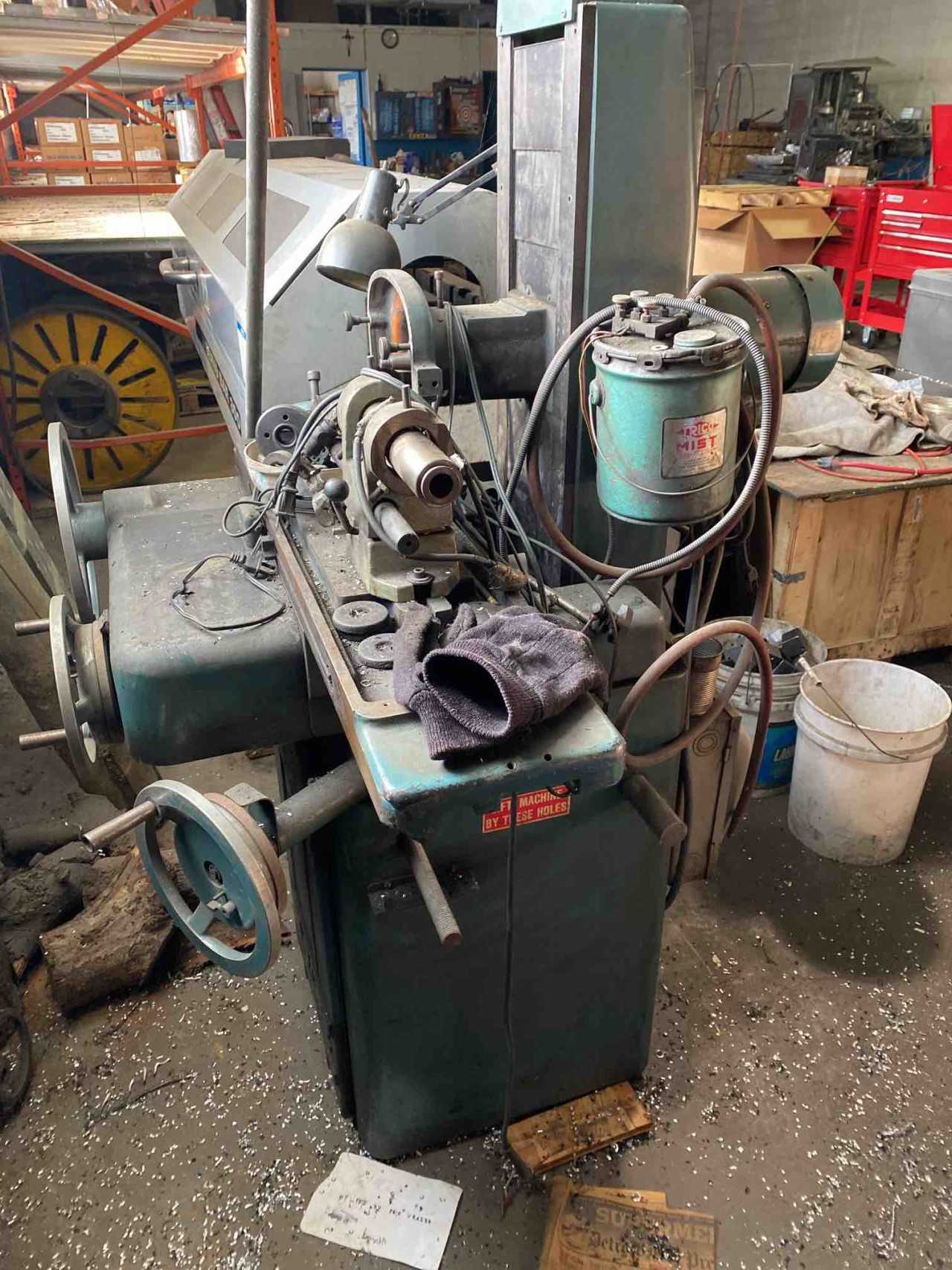 Tool grinder - GRINDING MACHINES