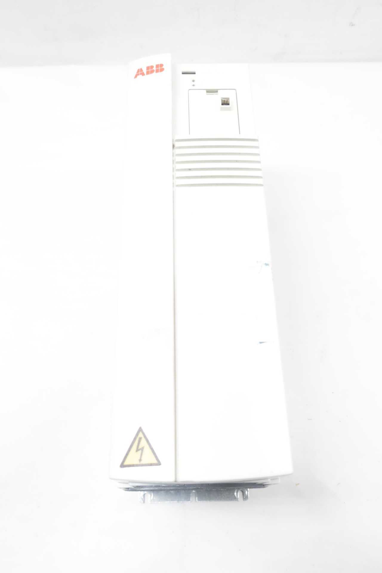 ABB ACH401601132 380-480V-AC 0-250HZ 0-480V-AC AC VFD DRIVE - MOTOR DRIVES ABB ACH401601132 380-480V-AC 0-250HZ 0-480V-AC AC VFD DRIVE - MOTOR DRIVES