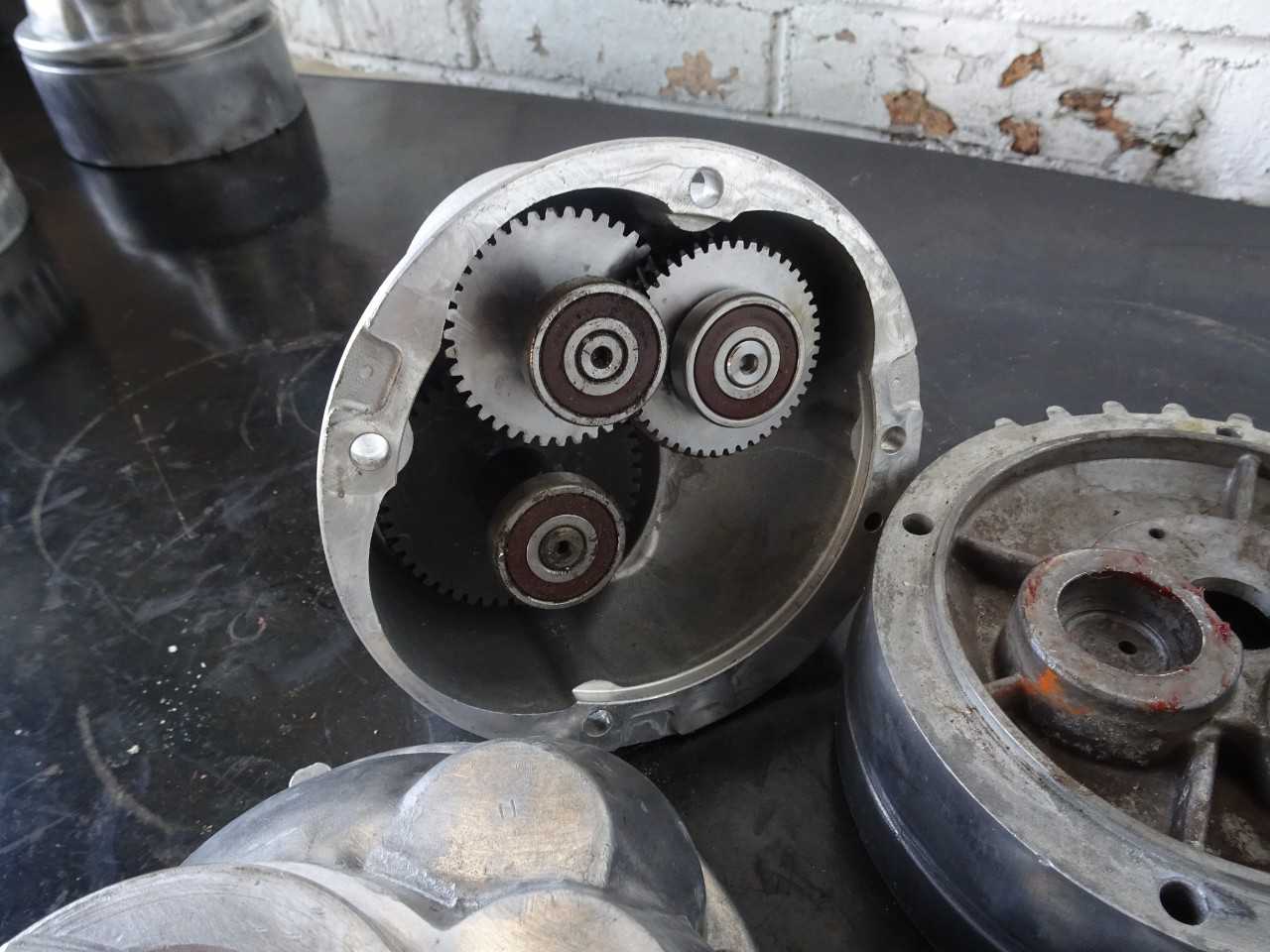 LOT OF 2 RIDGID Motor Gearboxes - ELECTRIC MOTORS