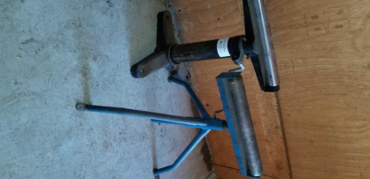 Roller Stands - ELECTRIC POWER TOOLS Roller Stands - ELECTRIC POWER TOOLS