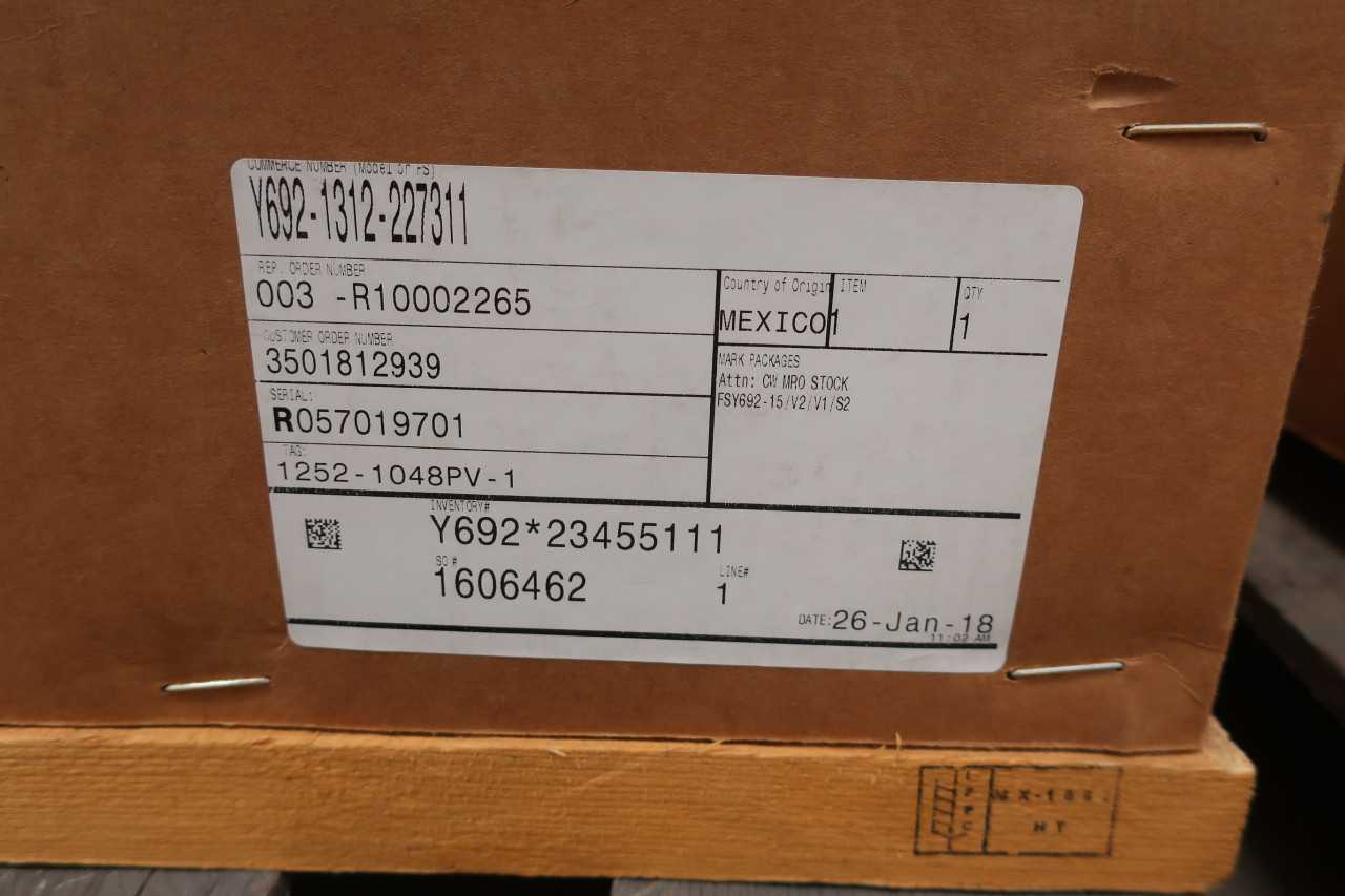 FISHER Y692-15 LOW PRESSURE GAS BLANKETING REGULATOR 1/2IN - PRESSURE REDUCING REGULATOR VALVE