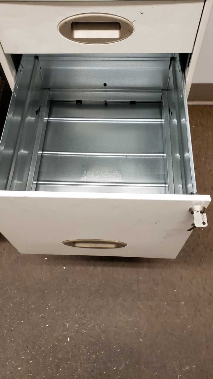 Small File cab - PLANT & FACILITY