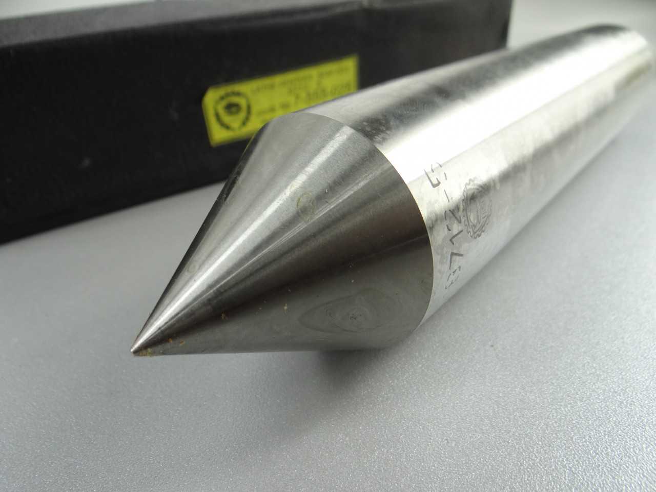 New Bison Precision 5mt Dead Center 8712-5 - HOLEMAKING TOOLS