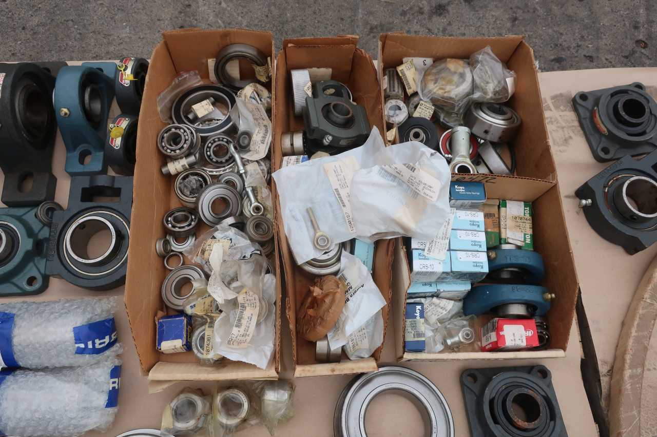 3 PALLETS OF ASSORTED BEARINGS SKF FAFNIR MCGILL - BEARINGS