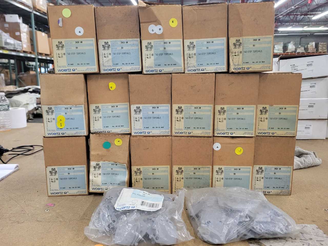 [Woertz - 17 Boxes + 2 Bags] "3430" Two-Step Terminals + "3610" End Barriers - MATERIAL HANDLING