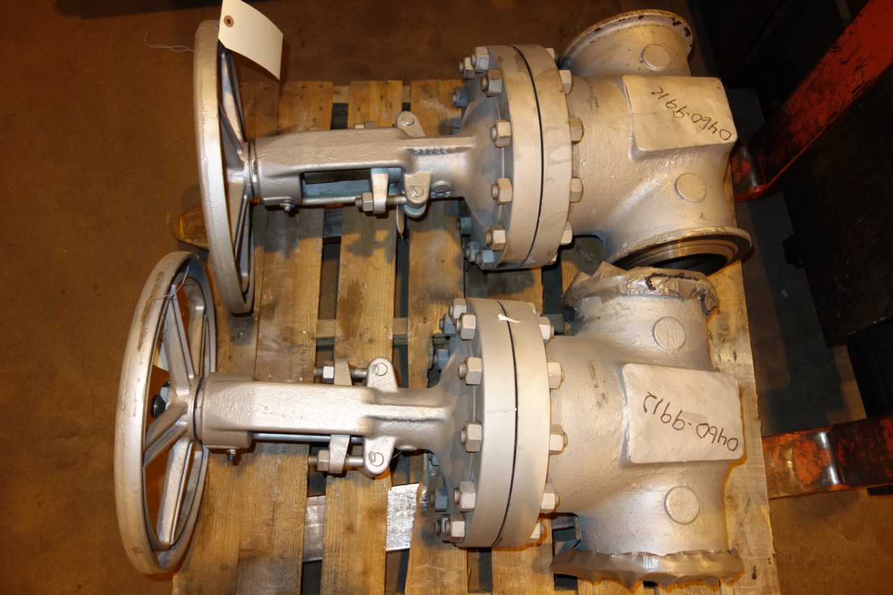 1 PALLET OF NEWCO 6IN 300 WEDGE GATE VALVES - VALVES