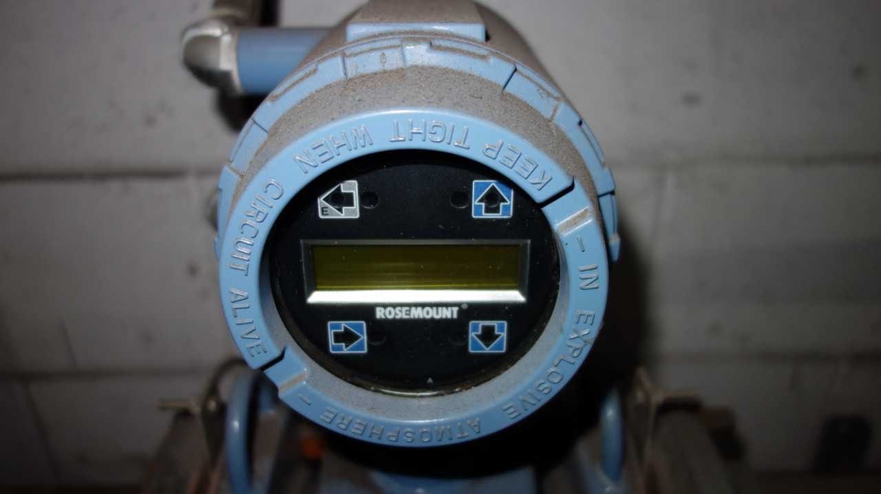 ROSEMOUNT 8732EST1A1NAM4  FLOWMETER - INSTRUMENTATION
