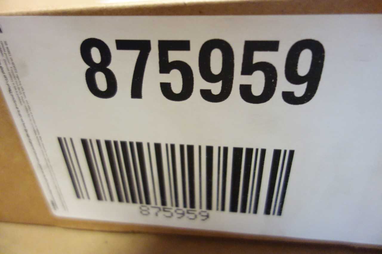 LOT OF EATON MINIATURE CIRCUIT BREAKERS - CIRCUIT BREAKERS