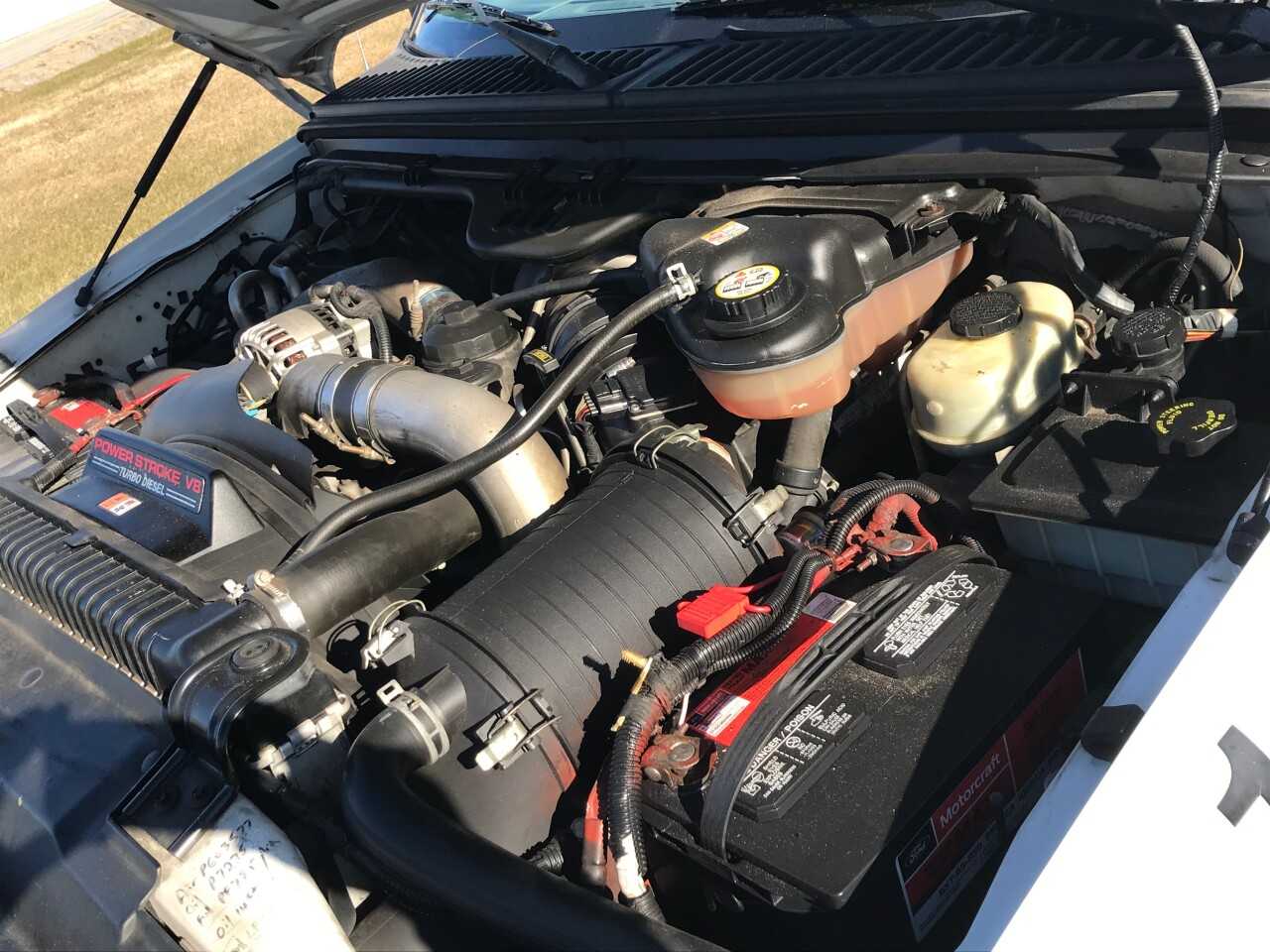 2004 Ford 550 Pick-up - HYDRO EXCAVATOR TRUCKS