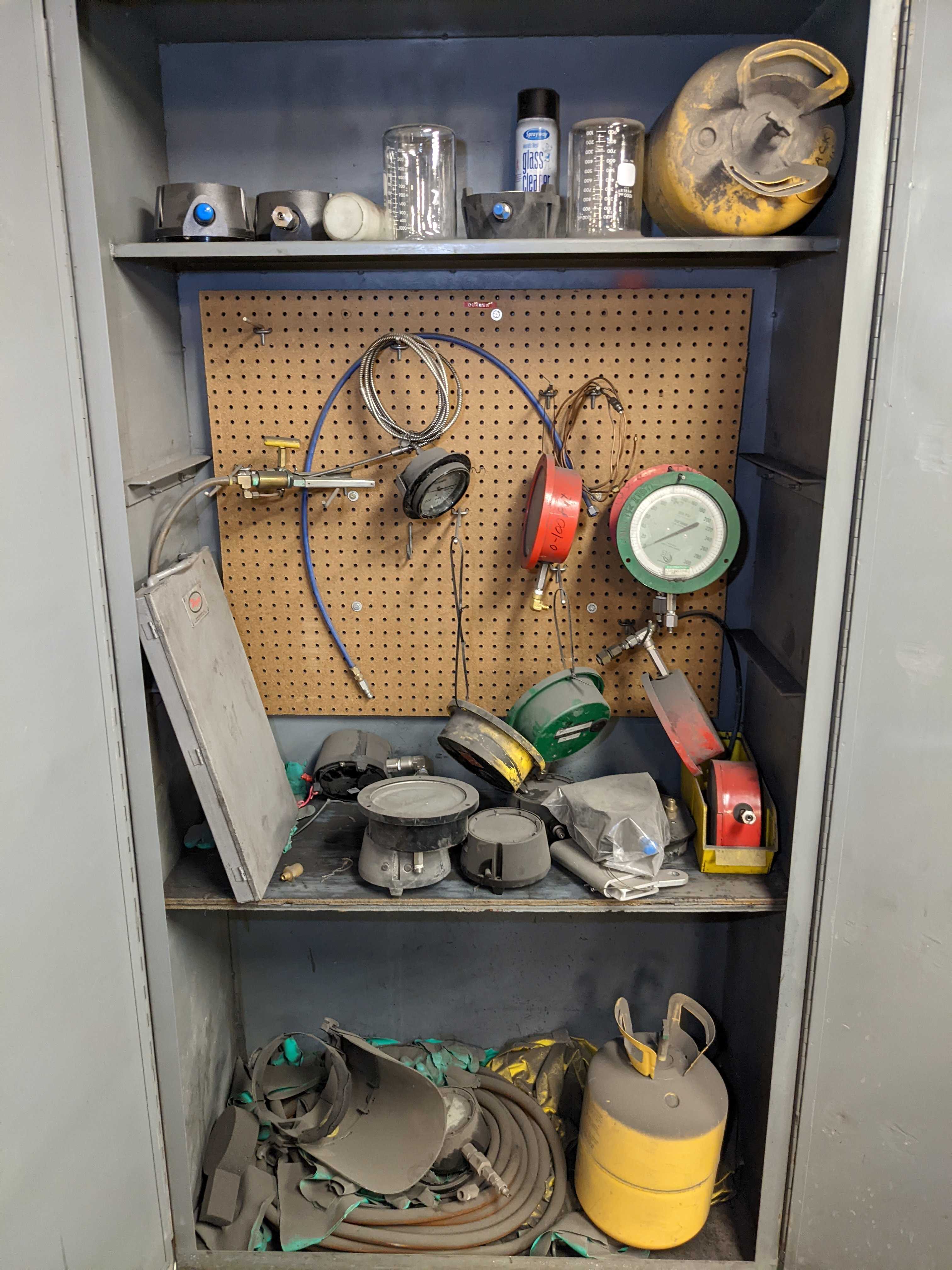 CABINET WITH CONTENTS - INDUSTRIAL PARTS