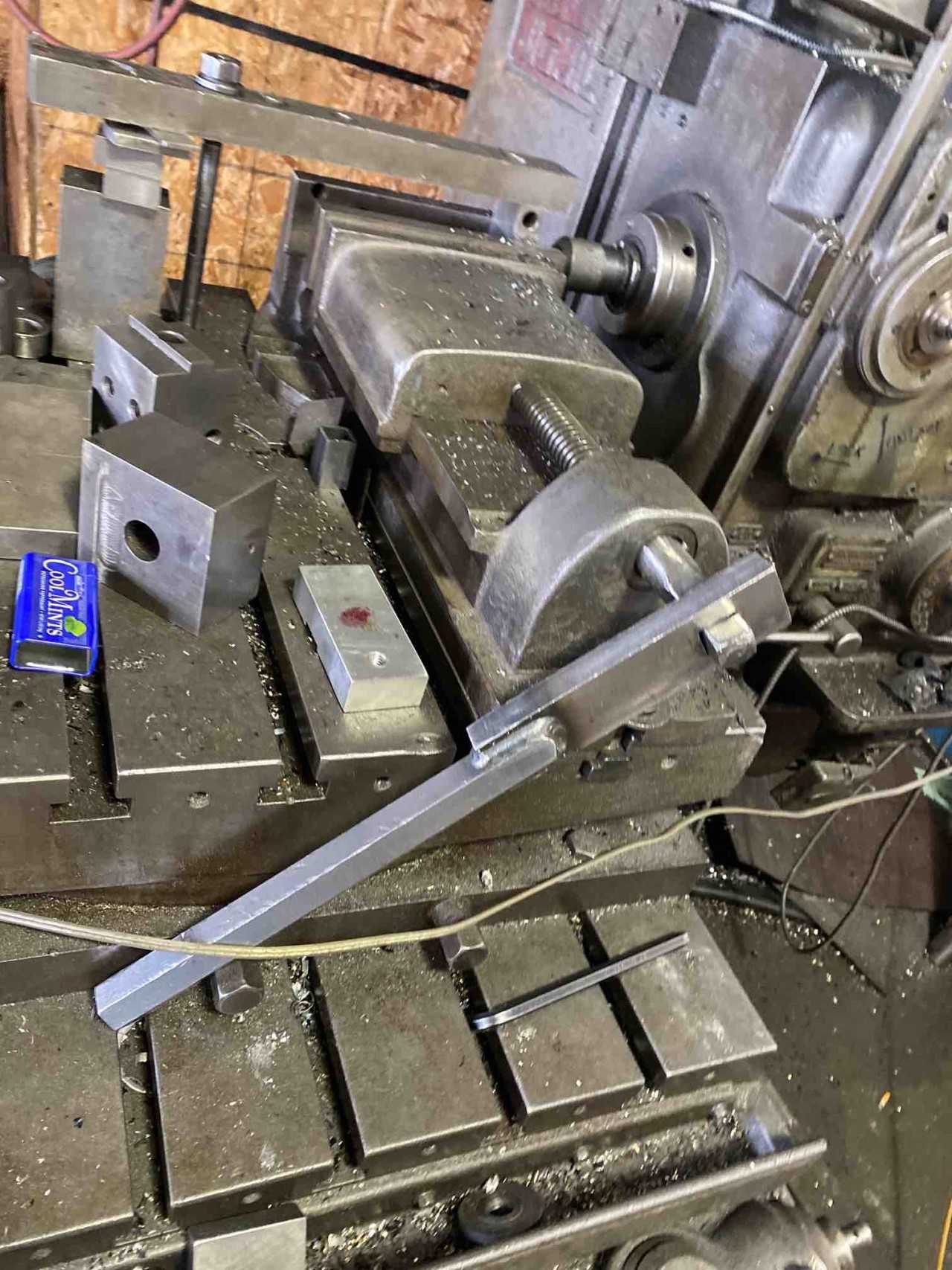 Lot of 3 Vises - MATERIAL HANDLING